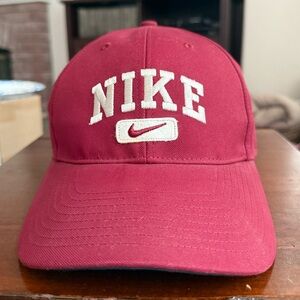 NIKE Burgundy Adjustable Hat